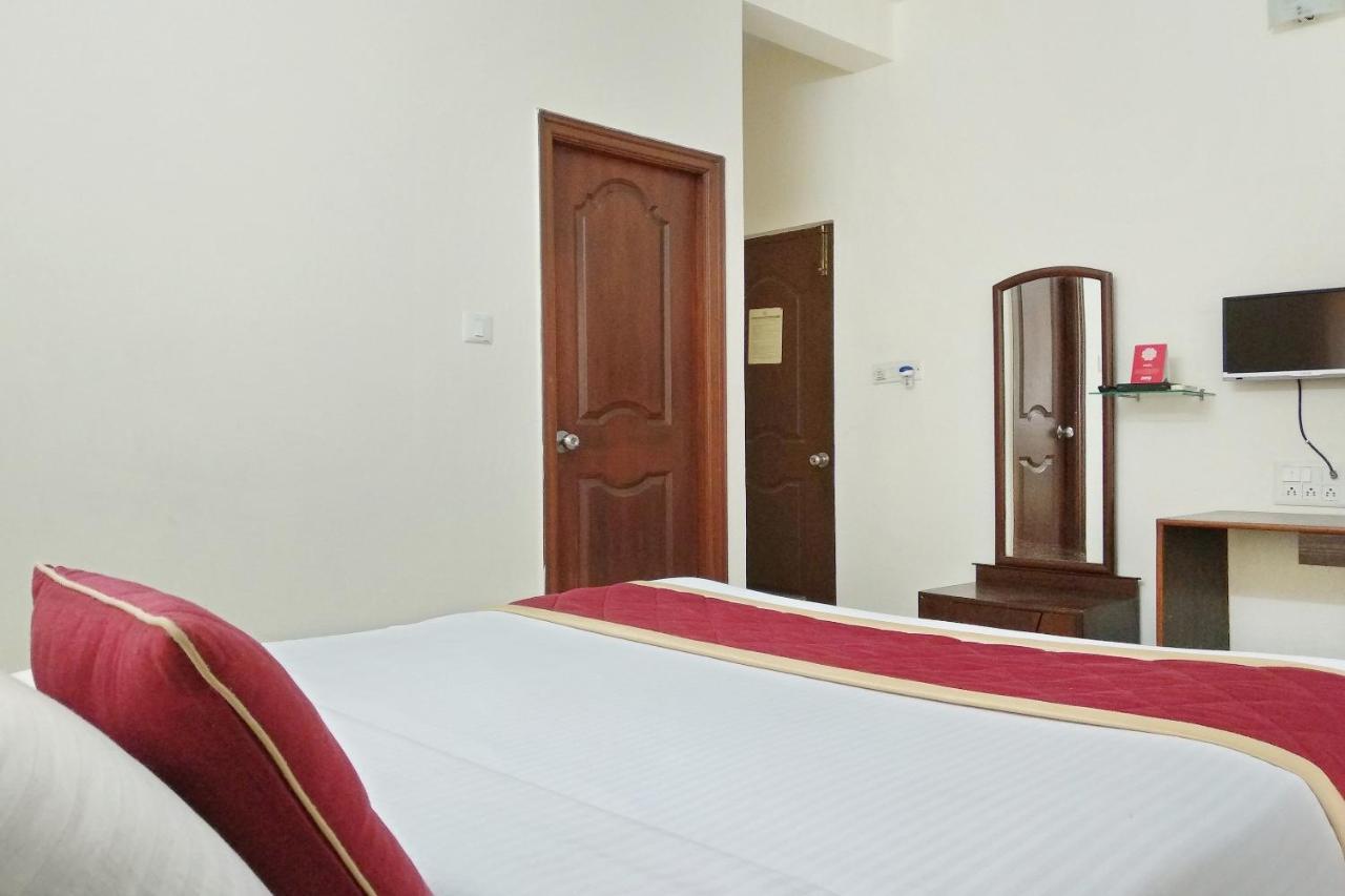Super Oyo Capital O Premium Hotel Victoria Heights Near Sri Someshwara Swami Temple Bangalore Ngoại thất bức ảnh