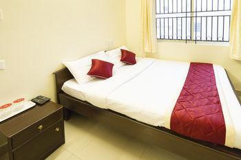 Super Oyo Capital O Premium Hotel Victoria Heights Near Sri Someshwara Swami Temple Bangalore Ngoại thất bức ảnh